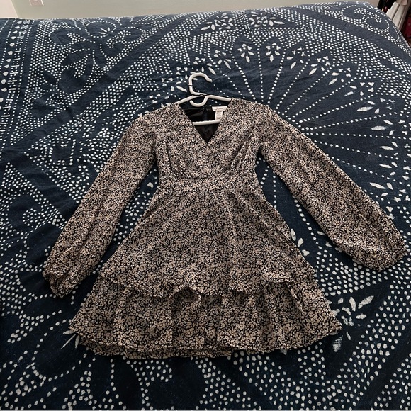 JAPNA | Long Sleeve Mini Dress - Picture 4 of 5